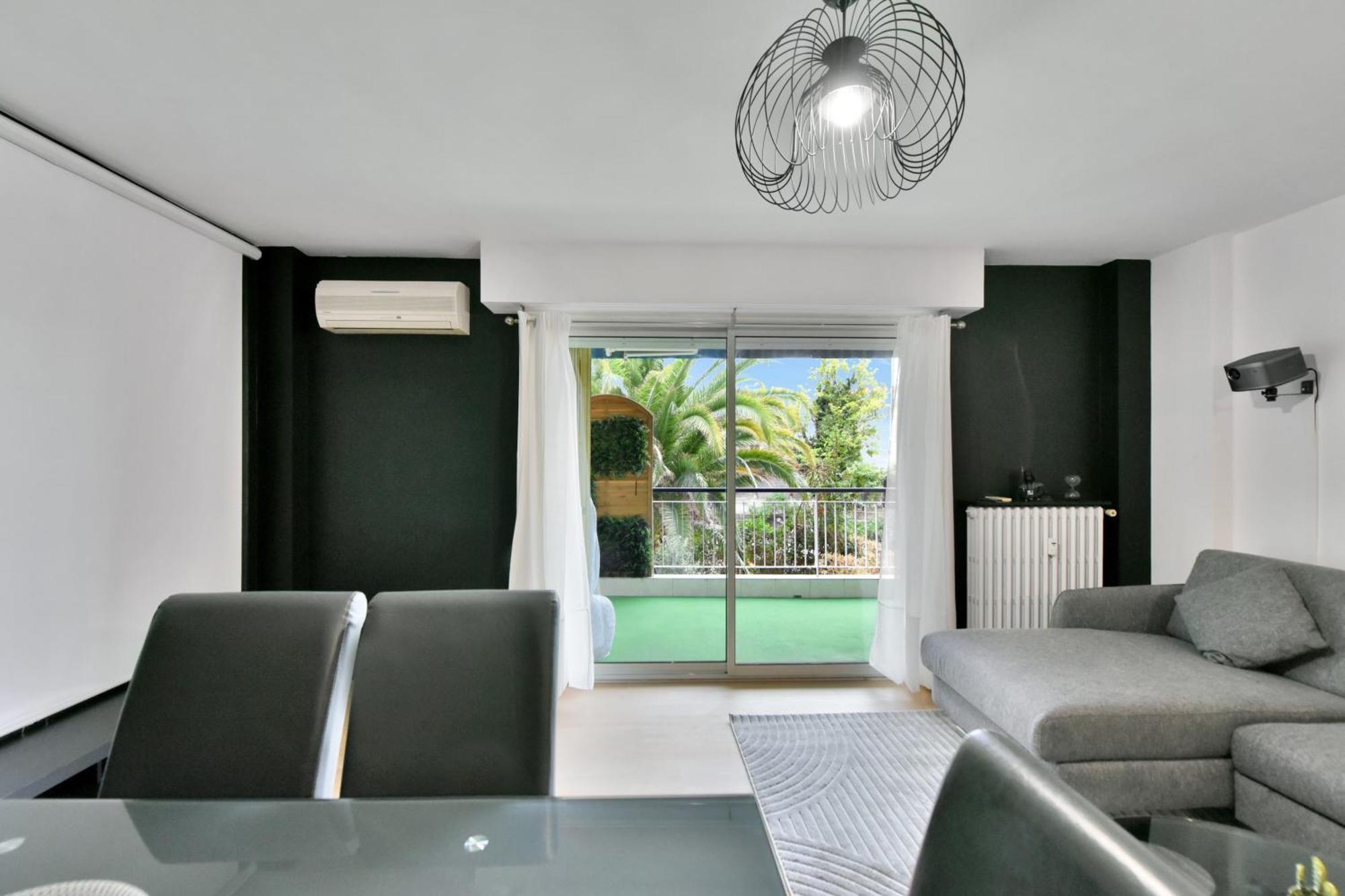 Le Sun Valley - Videoprojecteur Et Terrasse Zen Appartamento Cannes